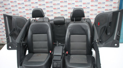 Interior din piele si material textil Skoda O