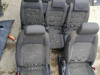 Interior panza scaune, panouri usi, cotiera VW touran 7 locuri