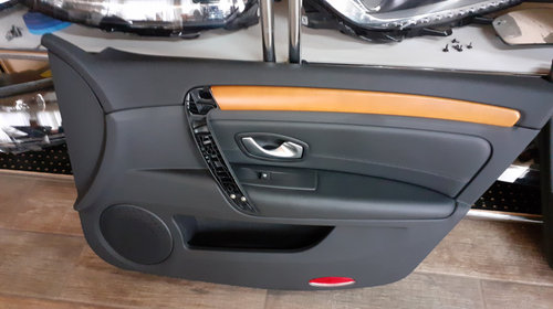 Interior Piele Fete Usi Renault Laguna III (cu perdelute)