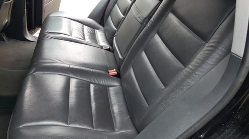 Interior Piele Neagra Scaun Scaune cu Incalzire si Bancheta cu Spatar VW Touareg 7L 2002 - 2010