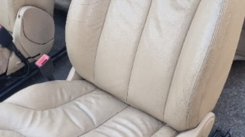 Interior Piele VW Passat B6 break bancheta rabatabila in stare buna
