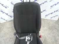 Interior Renault Clio 3, centurile nu sunt incluse, masina in 4 usi