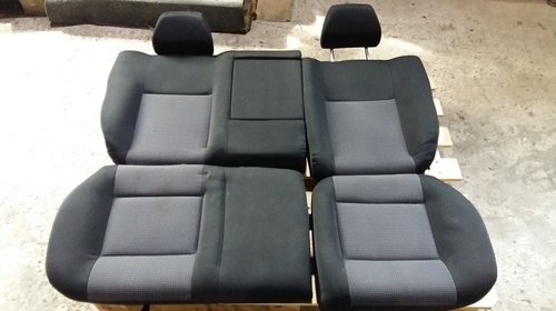 Interior (scaune, banchete), VW Golf 4 (2usi), in perfecta stare.