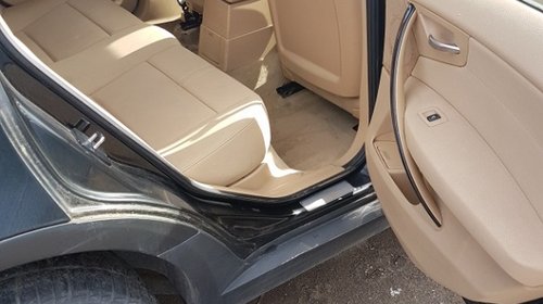 Interior,scaune piele crem cu incalzire bmw x3,e83,an 2007,stare perfecta