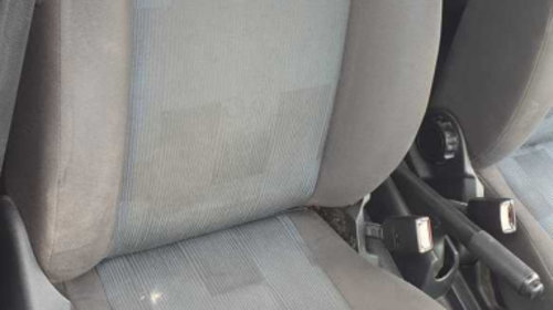 Interior Textil FARA Incalzire Scaun Scaune Fata Stanga Dreapta Bancheta cu Spatar Ford Fiesta MK 5 2002 - 2008