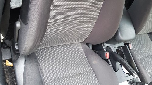 Interior Textil Fara Incalzire Scaune si Banchete Mazda 6 Berlina / Hatchback 2002 - 2008