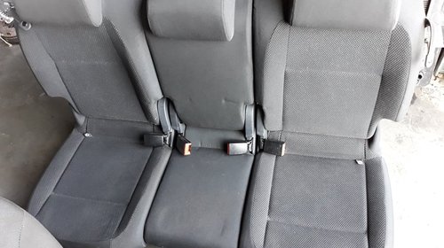 Interior textil mitsubishi l200 2.5 d di-d 4d56u 2004-2015