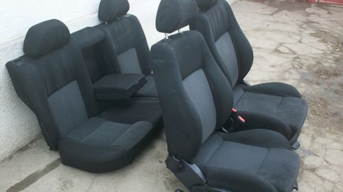 Interior Volkswagen Golf 4 ( scaune si banche