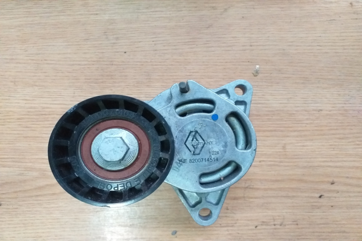 Intinzator curea Intinzator curea distributie Opel / Renault / Nissan 2.2 2.5 DCI 8200714514