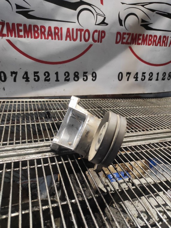 Intinzator curea Volvo V70 cod 950423