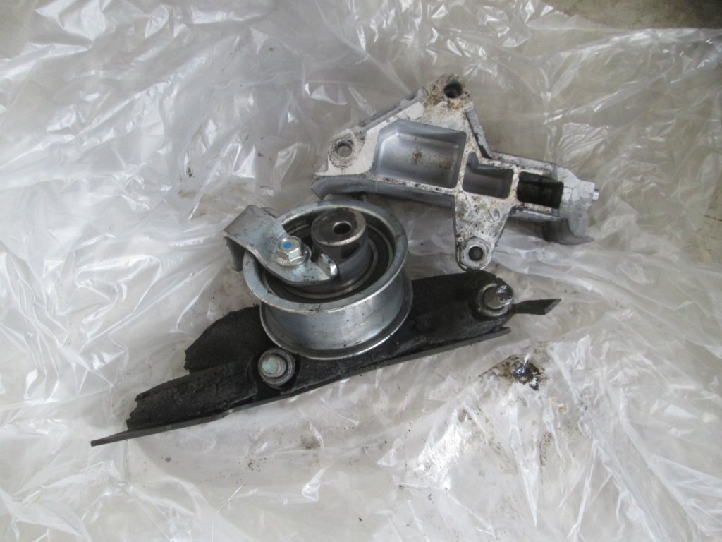 Intinzator distributie Passat B5 1.9 TDI 131cp AVF AWX 2001 2002 2003 2004