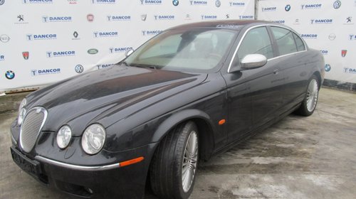 Jaguar S-Type din 2007