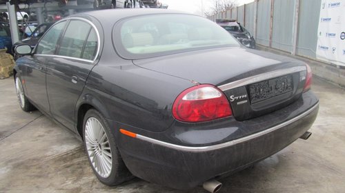 Jaguar S-Type din 2007