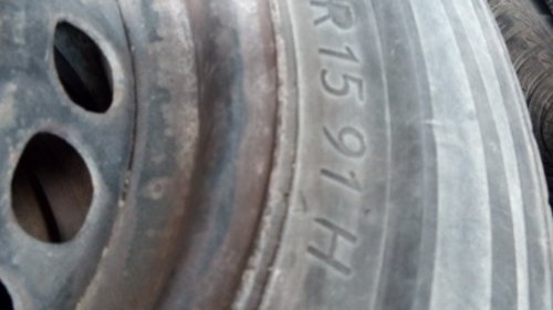 Janta tabla + cauciuc 195/65 R15 Vw Passat