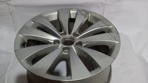 Janta vw r17 cod piesa 3C8601025 A.