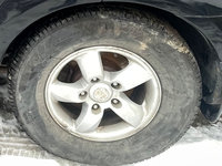 Jante aliaj cu anvelope iarna impecabile M+S 245/70 R16 Kia Sorento 2.5 4x4 D4CB 125kW E4 2008