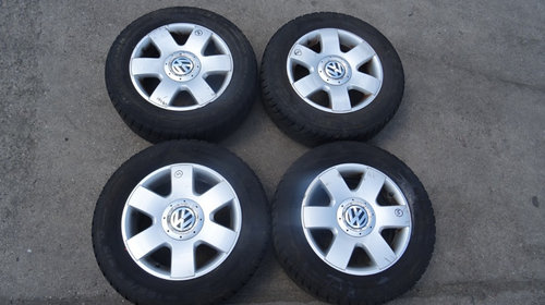 Jante Aliaj cu Cauciucuri M+S Volkswagen Caddy 195/65 R15 din 2009 cod: 2K0601025