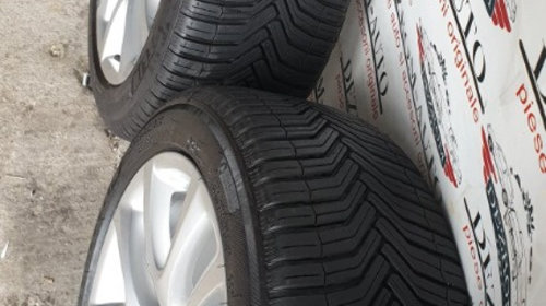 Jante aliaj originale cu anvelope iarna Michelin noi (235/45/R17) 8Jx17H2 ET41 VW Golf 5 COD : 1K8601025B