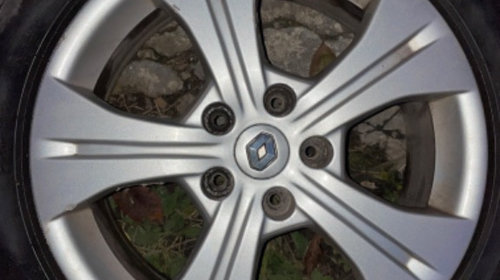 Jante aliaj pe 17" 5x114,3 renault megane 3 7j et 49 cu anvelope 205/55/17 2 bucati iarna 6,5mm 2 vara 6mm