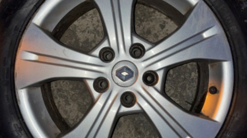 Jante aliaj pe 17" 5x114,3 renault megane 3 7j et 49 cu anvelope 205/55/17 2 bucati iarna 6,5mm 2 vara 6mm