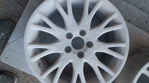 Jante aliaj R17 5x108 sablate si vopsite volvo ford