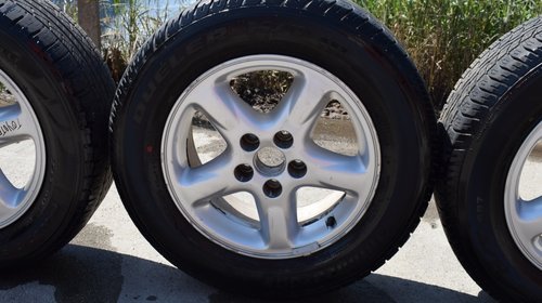 Jante aliaj Toyota RAV4 5x114,3 235 60 R16