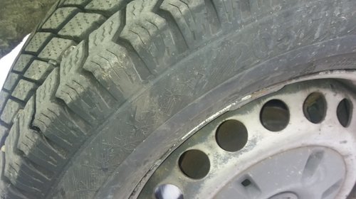 Jante cu cauciucuri M+S 205/75 R16 Vw Crafter