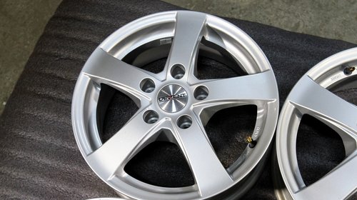 JANTE DEZENT NOI 15 5X114.3 RENAULT SI MODELE ASIATICE