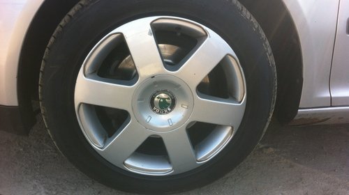 Jante originale cu anvelope pt skoda octavia 2, 205/55 R16