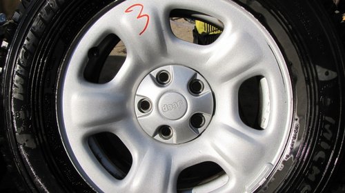 Jante originale Jeep + Anvelope Michelin Latitude Cross 16" Ca NOI