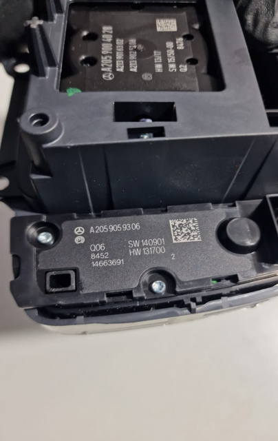 Joystick navigatie Cod: A2059001934 A205