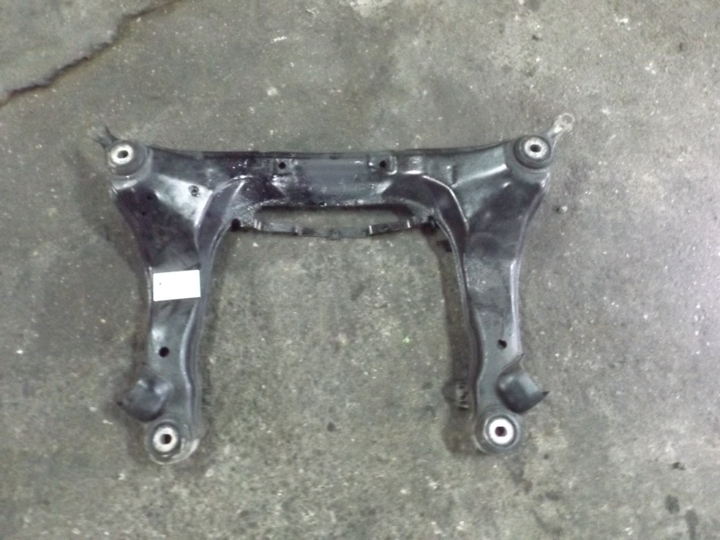JUG CADRU MOTOR AUDI A4 B7 2006 2.0 TDI 