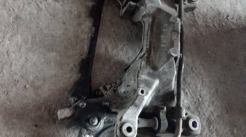 Jug Cadru motor Peugeot 407 2.0 hdi 2004-