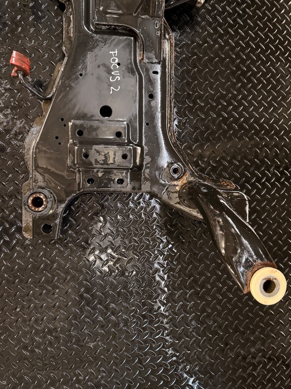 Jug motor cadru motor Ford Focus 2 - imagine 2