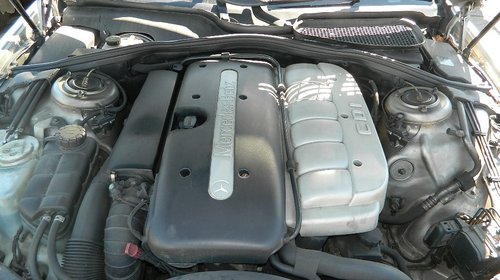 Jug motor Mercedes S-Class W220 320 Cdi model