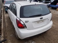 Kia Rio 1.4 Benzina 5+1 Hatchback 2010 cod motor: G4EE