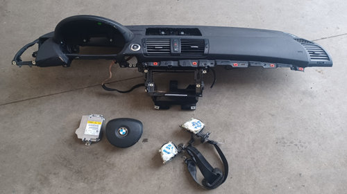 Kit airbag cu plansa de bord BMW Seria 1 E87 