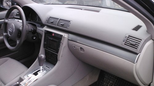 kit airbag-uri plansa bord pe gri audi a4 b6