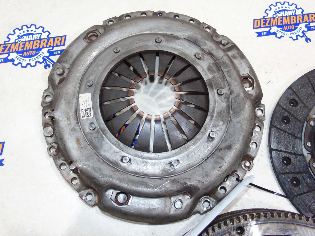 Kit ambreiaj avand codul 03L141016J / 03