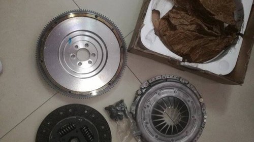 Kit ambreiaj cu volanta cu masa simpla conversie din masa dubla in volant ridigid VW AUDI SEAT SKODA 1.9TDI 2