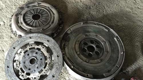 Kit ambreiaj cu Volanta Ford focus 2 1.6 TDCI