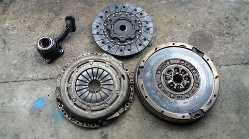 Kit ambreiaj cu volanta Ford Mondeo MK 4 1.8 