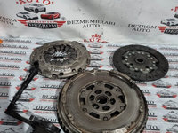 Kit ambreiaj Dacia Dokker 1.3 TCe 102cp coduri : 301010007R / 302053062R / 123100461R