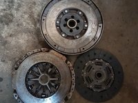 Kit ambreiaj LUK audi a4 b7 2.0 tdi blb bre 140 cai 6 trepte