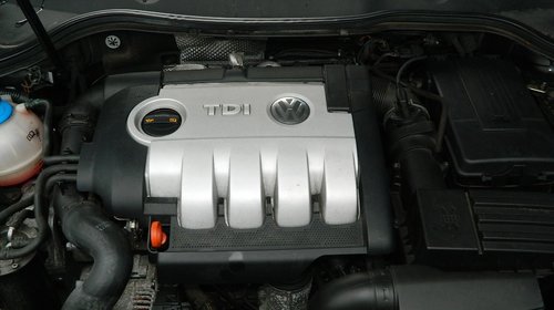 Kit ambreiaj Vw Passat B6 2.0Tdi combi model 