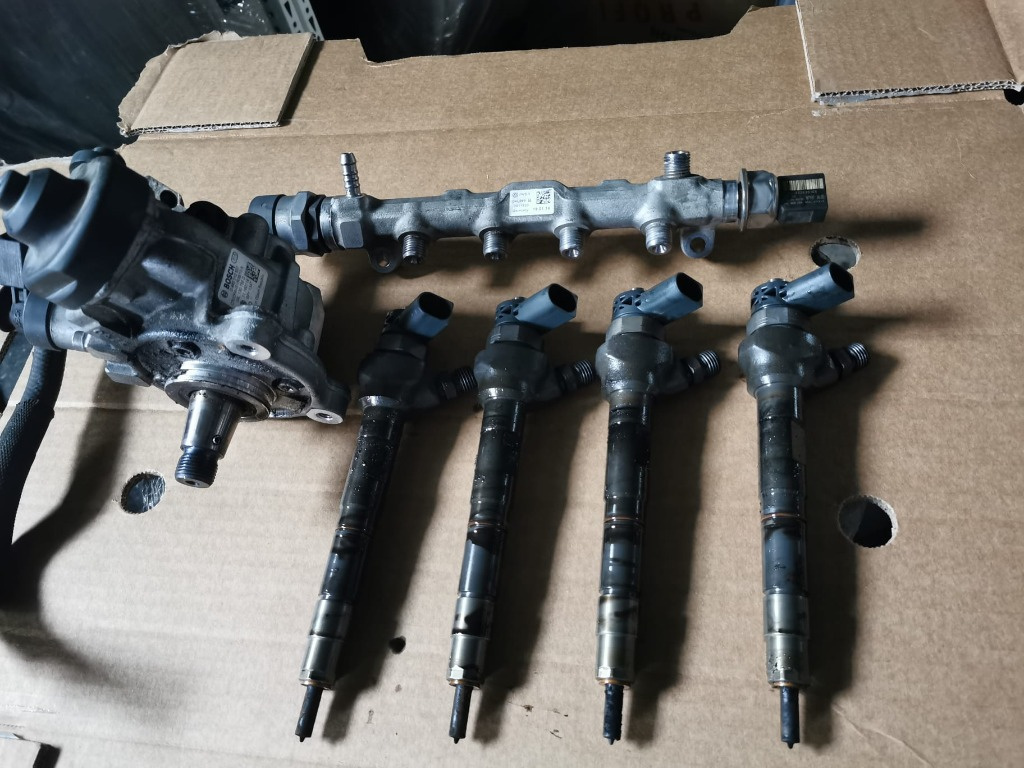 Kit injecție vw passat b8 2.0 tdi 150 cp tip CRBC CRBD CRLB CRLC CRMD
