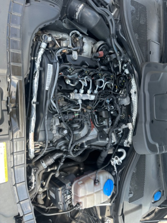 Kit injectie Audi 2.0 CNH A4 A5 A6 Q5 injectoare pompa inalte rampa injectoare 2.0 cnh