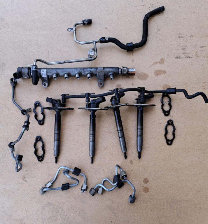 Kit injectie Audi A3 2.0 tdi 2012 cod injector 03L130277