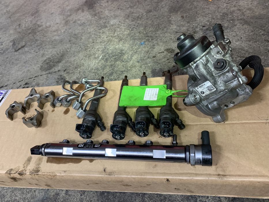 Kit injectie bmw f20 f30 varianta 143 cp cod injector 0445110601