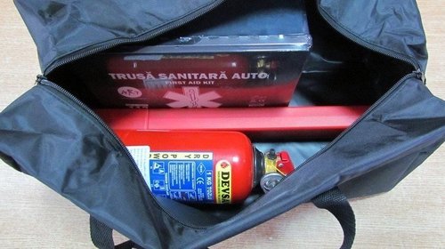 Kit Siguranta -1x Trusa Sanitara 2x Triunghi Ref. 1x Stingator tip spray 1x Vesta 1x Geanta